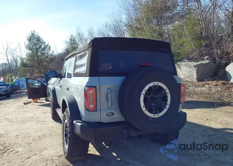 2021 Ford Bronco Outer Banks z USA, uszkodzony, nr VIN 1FMEE5DP2MLA79585